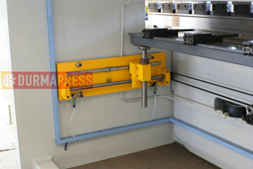 WC67K hydraulic press brake   cnc flat bar bending machine