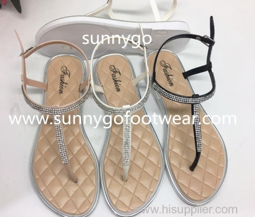 The new designs women sandal with diamond flat shoes for outdoor