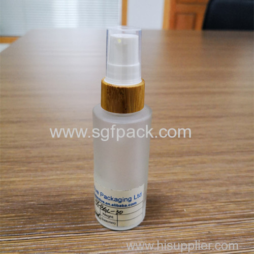 30ml clear frosted glass bottle with bamoo lid cosmetic bottle packaging bamboo bottle customized bottle spray