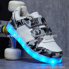 Best skateboard shoes with LED lights sport casual shoes supplier