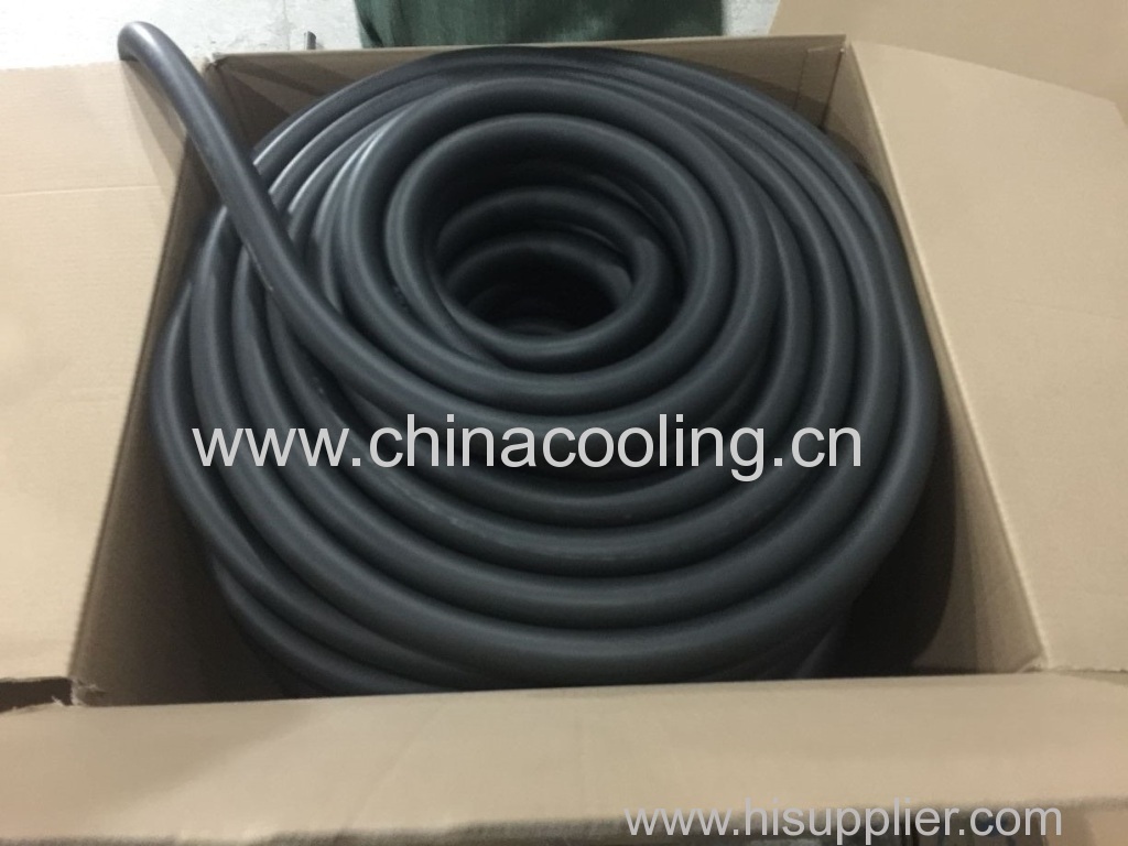 Tubo de aislamiento de goma del aire acondicionado de NBR / PVC para el sistema de la HVAC