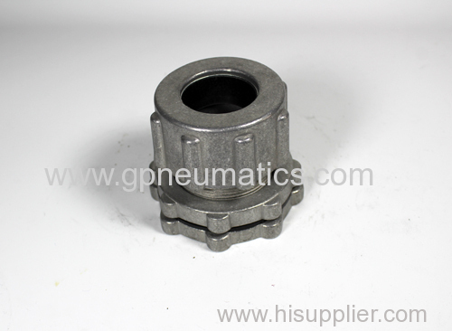 Pulse valve connect single compression bottom loading bulkhead fitting