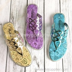 The fashion women flat flip-flops beach shoes