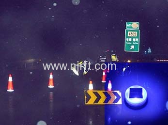 Magnetic high brightness led dome lights for cars