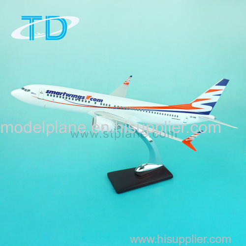 B737-MAX8 1/100 39.5cm Smartwings.com aero modelling planes hot business gift