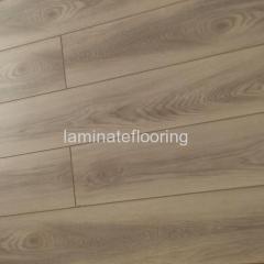 8mm Wood grain V groove HDF AC4 laminate flooring