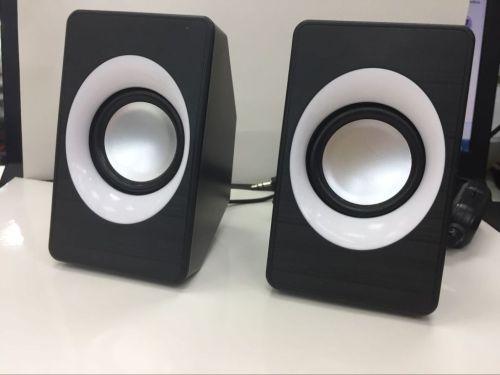 Small Computer PC Speakers With USB 2.0 and 3.5mm Interface
