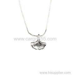 Wholesale Fashion Silver Plated Chain Alloy Women Necklaces Jewerly Latest Design Ginko Leaf Pendant Necklace