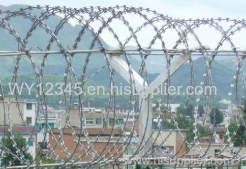 Hot Sale BTO-22 Galvanized Razor Wire