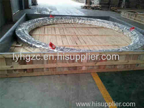 Internal gear / External gear / No-gear Three Row Roller Slewing Bearing