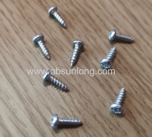 DIN7981 - Self tapping screw - pan head - cross phillips drive - zinc coated