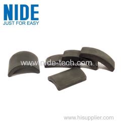 Roll tile type ferrite magnetic material