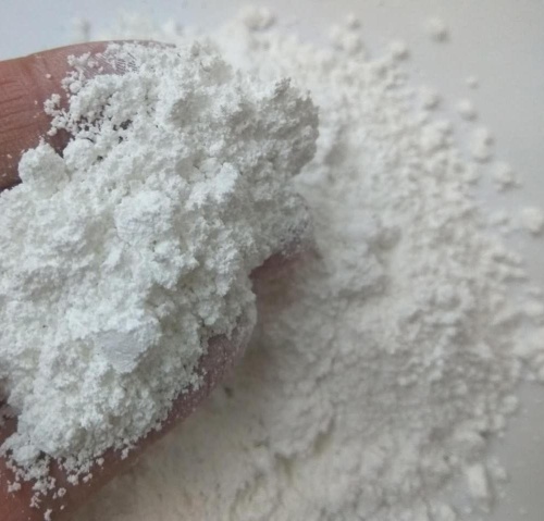Super white calcined kaolin clay powder