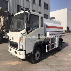 sinotruk 5000 liters fuel tank truck from howo factory