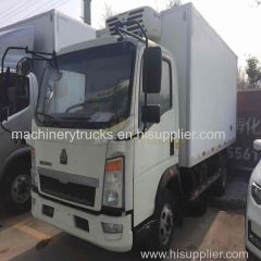 howo 4x2 5 ton refrigerator van truck freezer truck