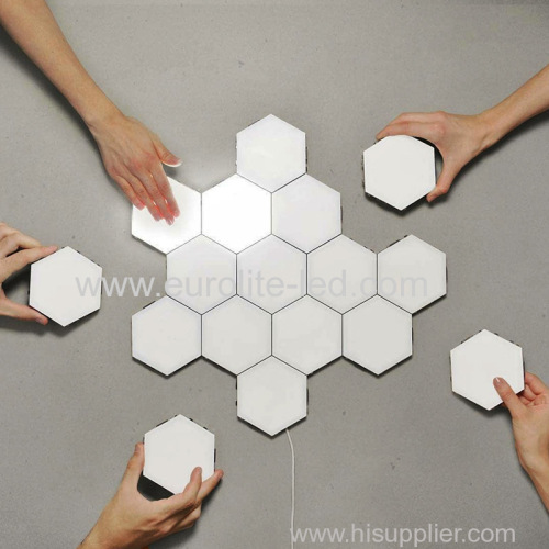 6pcs/Set High Quality DIY Honeycomb LED Magnetic Quantum Light Touch Night Lamp Modular Hexagonal Wall lamp