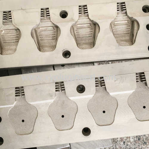 plugs moulds plugs mold plug tooling  with injection machine  solutions