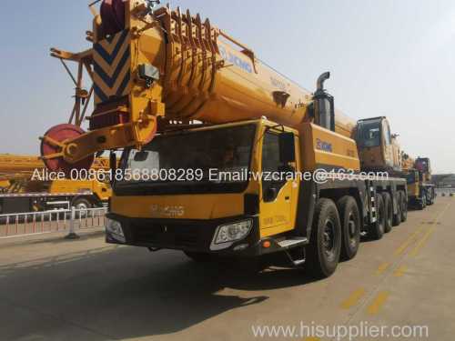 XCMG 220 Ton used hydraulic mobile Truck Crane