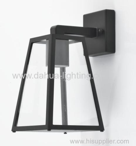 Die-casting outdoor wall lamp