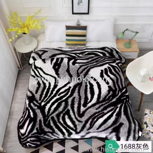 Raschel double-layer thickened multi-functional cover blanket