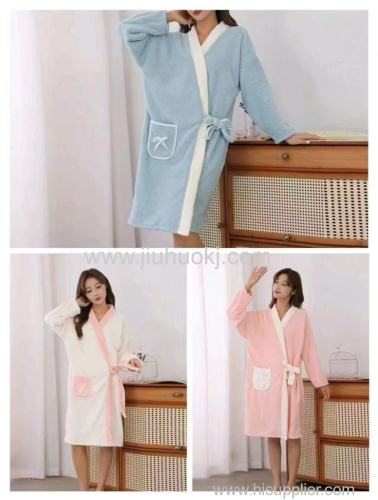 Coral fleece super water-absorbing bathrobe