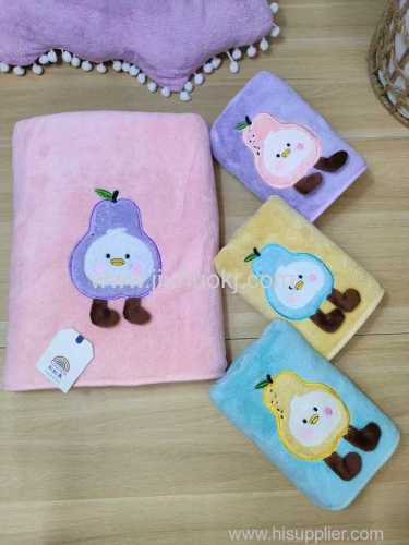 High-weight coral fleece patchwork embroidered towel