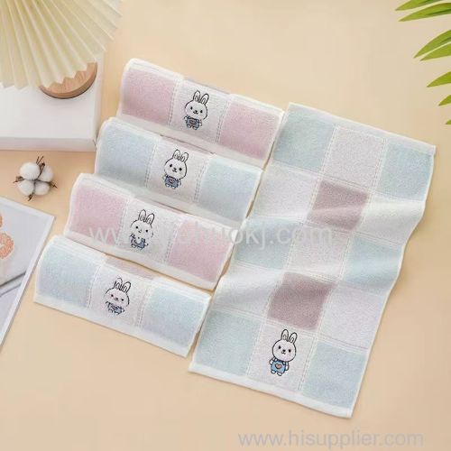 Soft Cotton Towel with Excellent Water Absorption