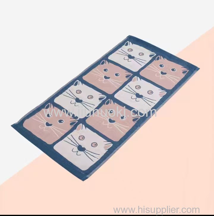 The latest 100% all-cotton gauze fabric face towel is super soft and highly absorbent