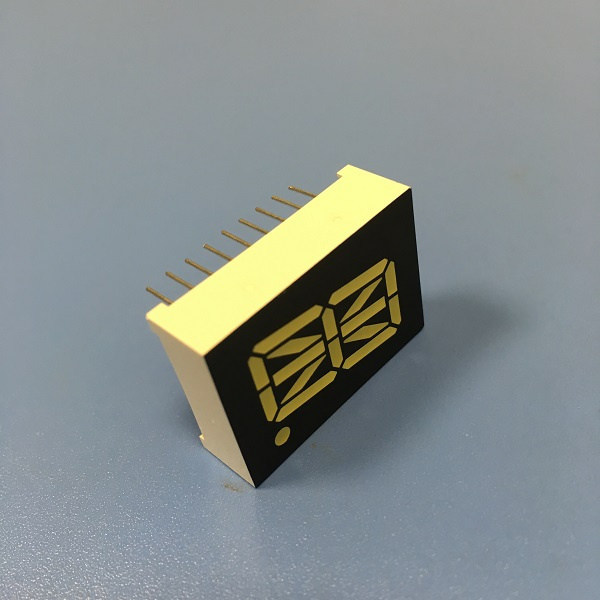 Ultra White Single Digit Common Anode 0.8inch 16 Segment Alphanumeric LED Display For Elevator Indicator