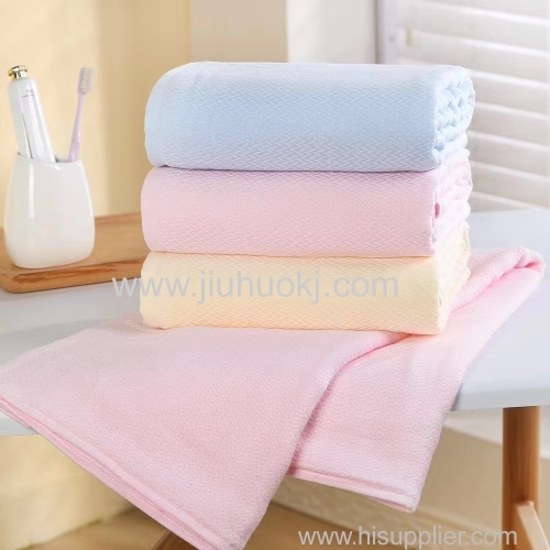 Plain-Colored Kid-Friendly Jacqward Bedding Gets Softer Over Time
