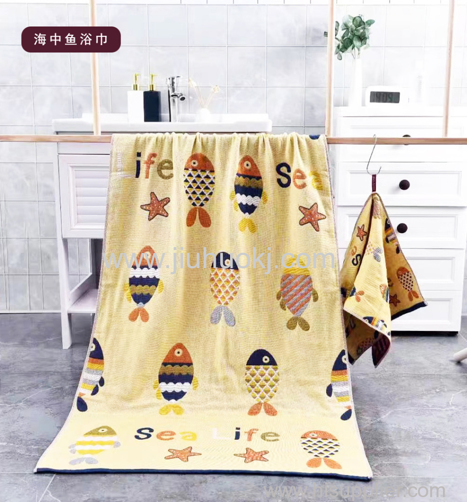 Large Gauze Bath Towel with Superior Breathability & Water Absorption