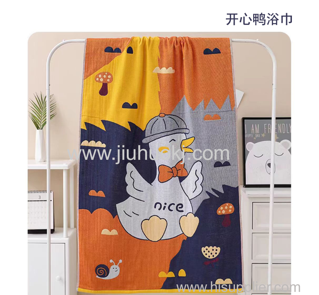 Large Gauze Bath Towel with Superior Breathability and Water Absorption