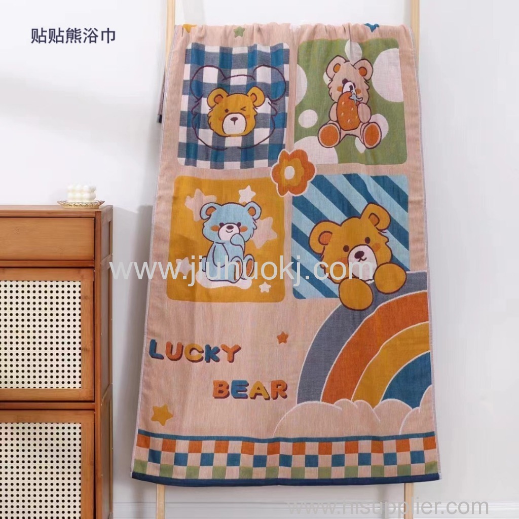 Large Gauze Bath Towel with Superior Breathability and Good Water Absorption