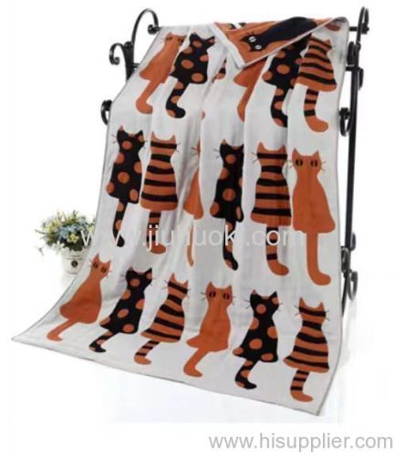 Large Gauze Bath Towel with Superior Breathability and Moisture Absorption