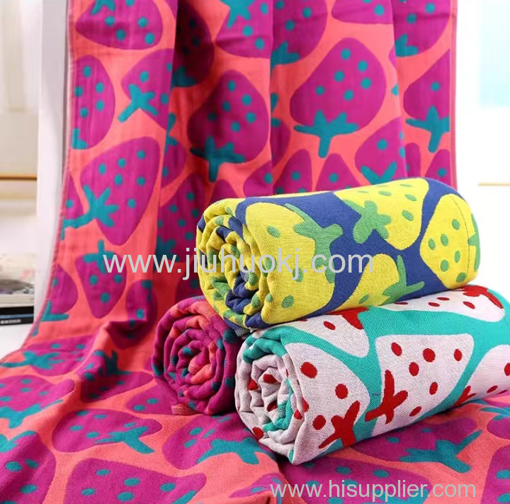 Large Gauze Bath Towel with Superior Breathability & Water Absorption2