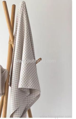 Large Gauze Bath Towel with Superior Breathability & Moisture Absorption1