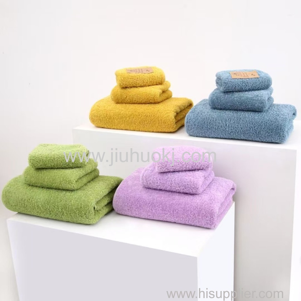 Comfortable Light Weight Cotton Bath Towels - Premium Softness