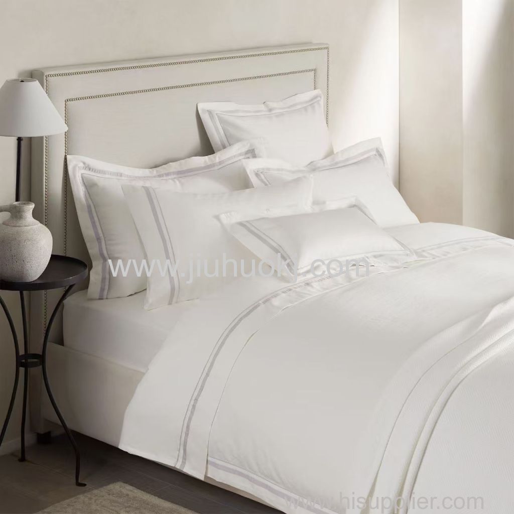 Elegant High-end Bedding Collection: Durable Sheets & Covers Ideal for Hotels