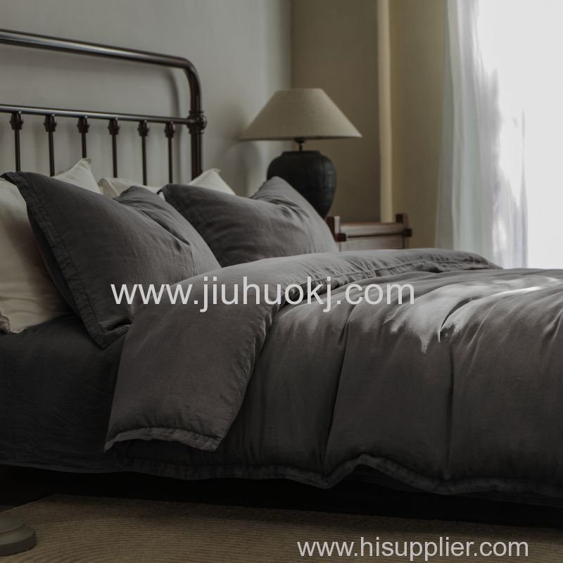 Elegant Solid Colored Sheet Ensemble: Versatile Plain Material Ideal for Any Season
