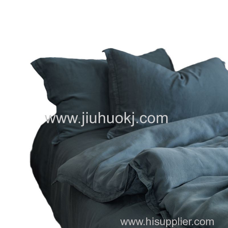 Elegant Solid Colored Sheet Ensemble: Versatile Plain Material Ideal for Any Season