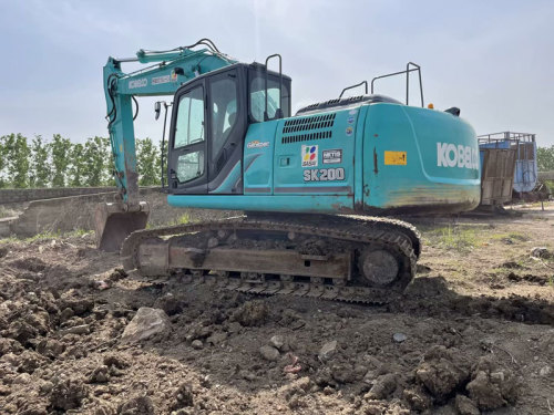 Used Kobelco SK200 Excavator