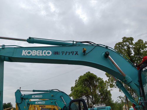 Used Kobelco SK260D Excavator