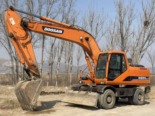 Used Doosan DH220lc-7 Excavator