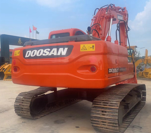 Used Doosan DX225lc Excavator