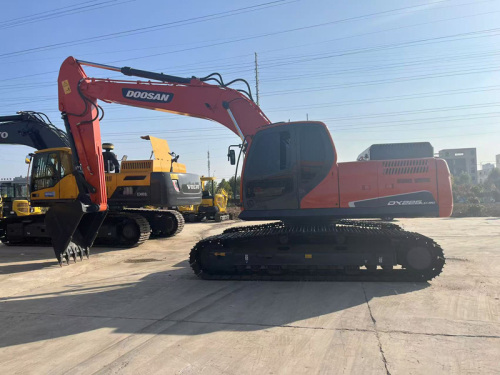Used Doosan DX225lc-9c Excavator