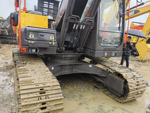 Used Volvo EC210 Excavator