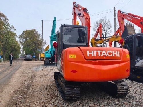 Used Hitachi 60 Excavator