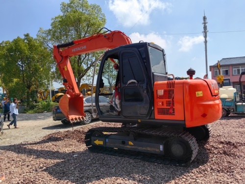 Used Hitachi 70 Excavator