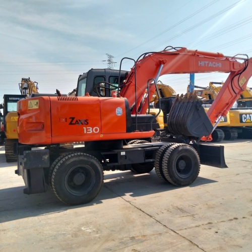 Used Hitachi 130 Excavator