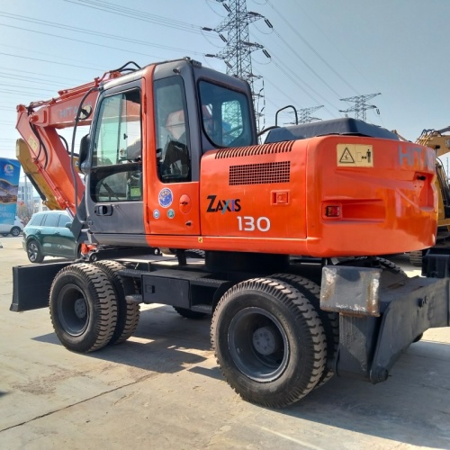 Used Hitachi 130 Excavator